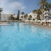 louis phaethon beach