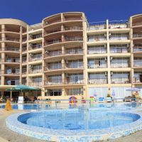 luna_golden sands