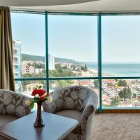 marina grand beach hotel