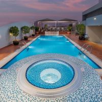savoy crest hotel apartments