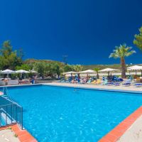 hilltop hotel 3*
