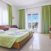 hilltop hotel 3*