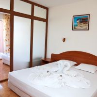 sunny hotel