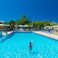 hilltop hotel 3*