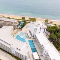 riu astoria