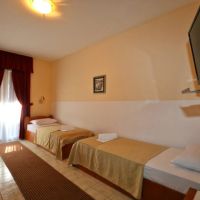 podostrog hotel