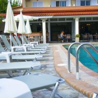 sarantis hotel 3*