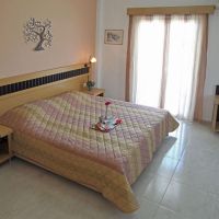 sarantis hotel 3*