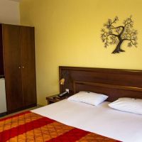 sarantis hotel 3*