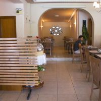 sarantis hotel 3*