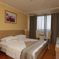 tara hotel