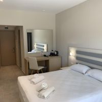 cnic gemini hotel