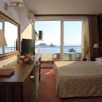 palas hotel