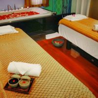 floral hotel dolphin circle pattaya