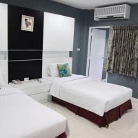 floral hotel dolphin circle pattaya
