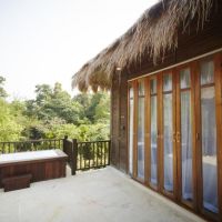 wareerak hot spring retreat