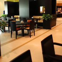 holiday inn express safa park