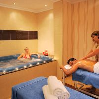 alexander the great hotel