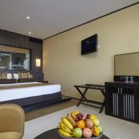 the ekho surf hotel
