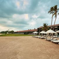 the ekho surf hotel