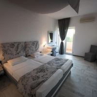 long beach hotel