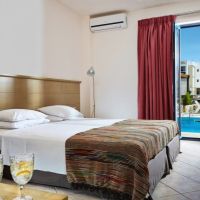 manos maria hotel