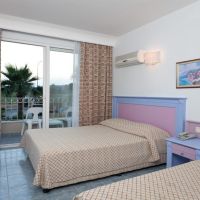 Solis Beach Hotel (holiday Line)