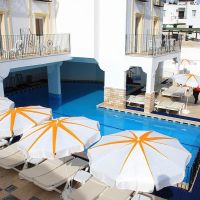 sky vela hotel