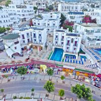 sky vela hotel