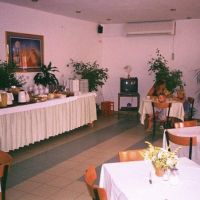 corina paloma garden