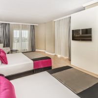 side serenis hotel