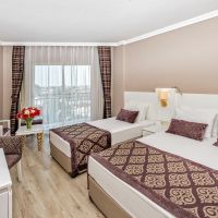 side serenis hotel