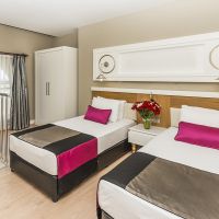 side serenis hotel
