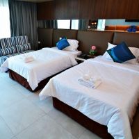 golden dragon beach pattaya