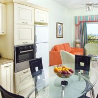 akamanthea holiday village