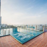 golden jomtien beach hotel