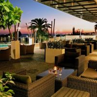 crowne plaza hotel (ex. holiday inn)
