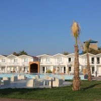 risus aqua beach resort hotel