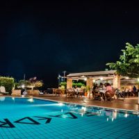 faedra beach hotel