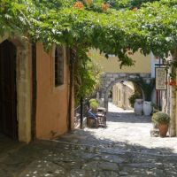 arolithos traditional cretan village