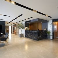 has hotel
