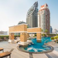 the berkeley hotel pratunam