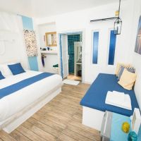 the white knot resort