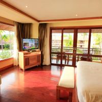 emerald cove resort
