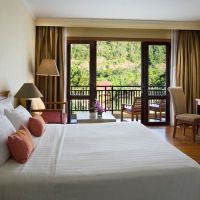 emerald cove resort