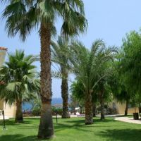 malama beach holiday village