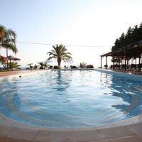 iria beach hotel 3*