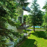 sani woods apartments