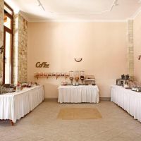 stratos hotel