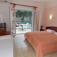loxandra studios 3 *